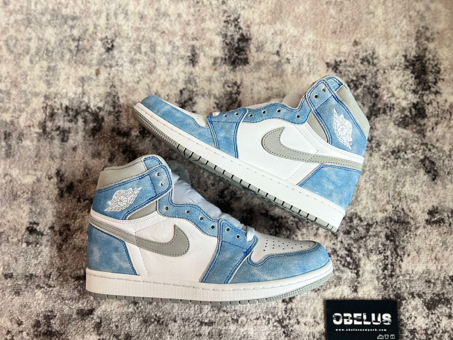 Jordan 1 Retro High OG Hyper Royal