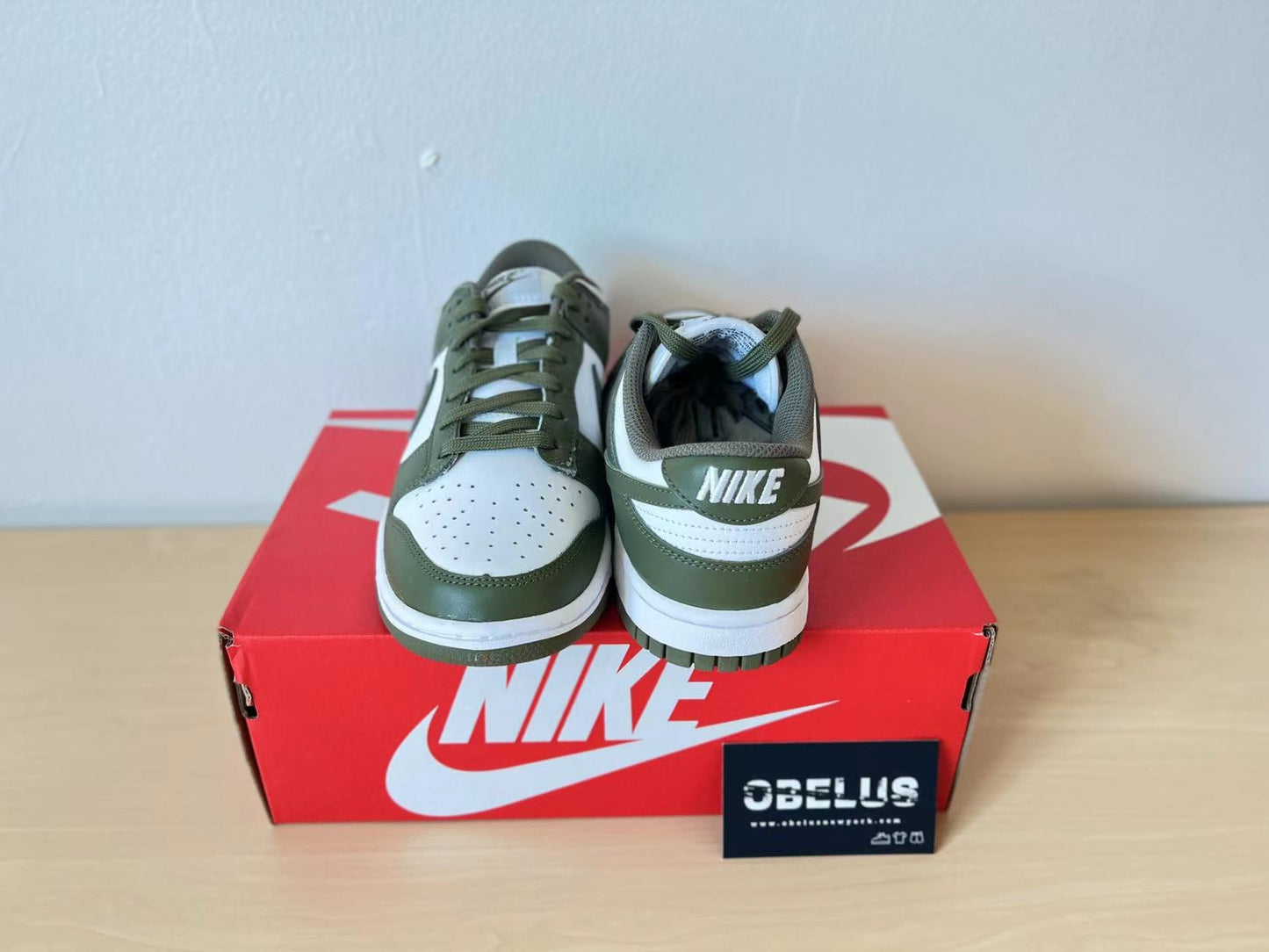 Dunk Low Medium Olive (W)