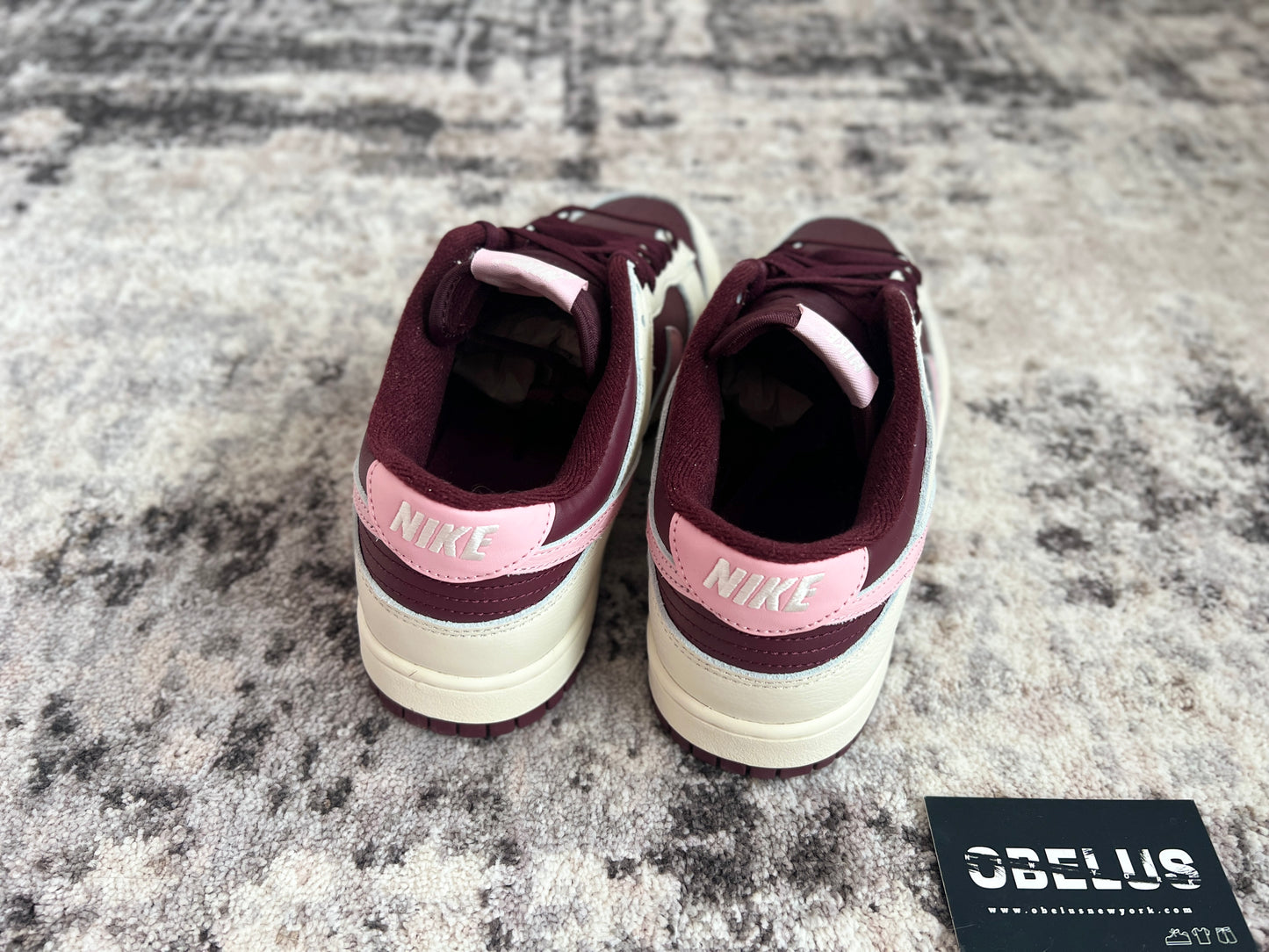 Dunk Low Retro PRM Valentine’s Day