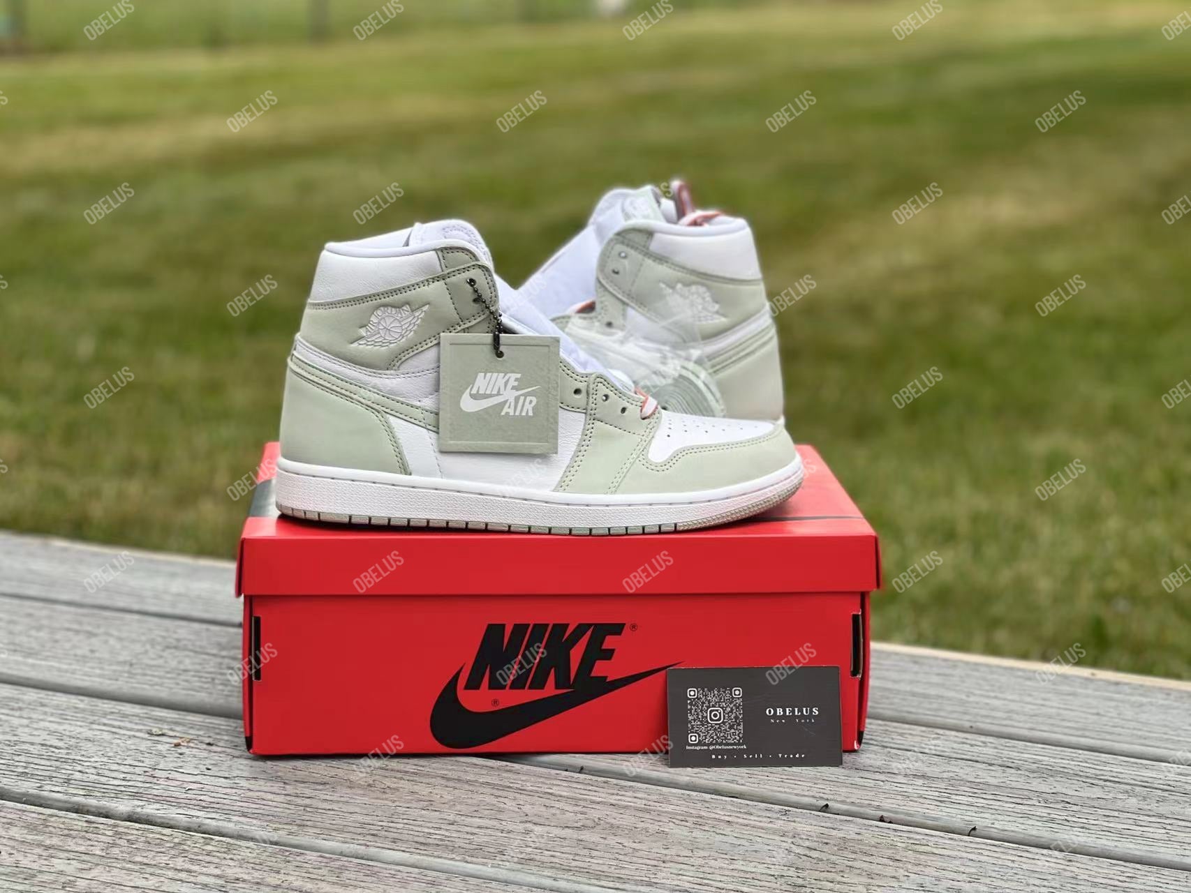 Jordan 1 Retro High OG Seafoam (W)